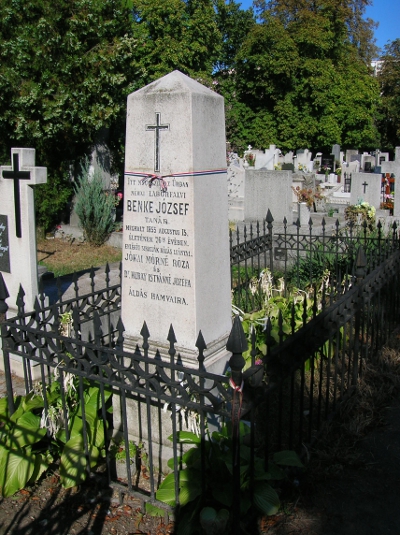laborfalvi Benke József sírja (Miskolc, Mindszenti temető)